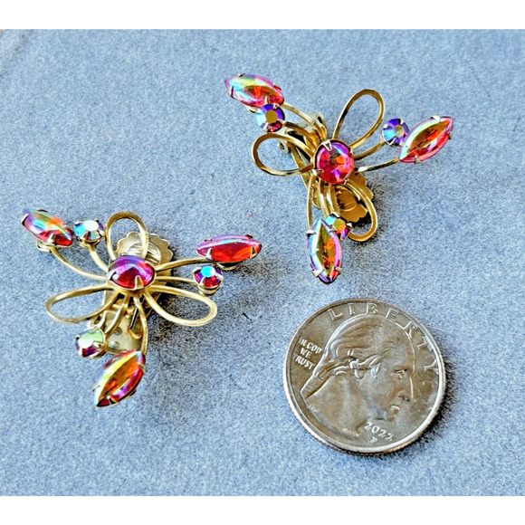 Vtg Pink Irridescent Aurora Borealis Prong Set Clip On Earrings Gold-tone - Picture 4 of 14